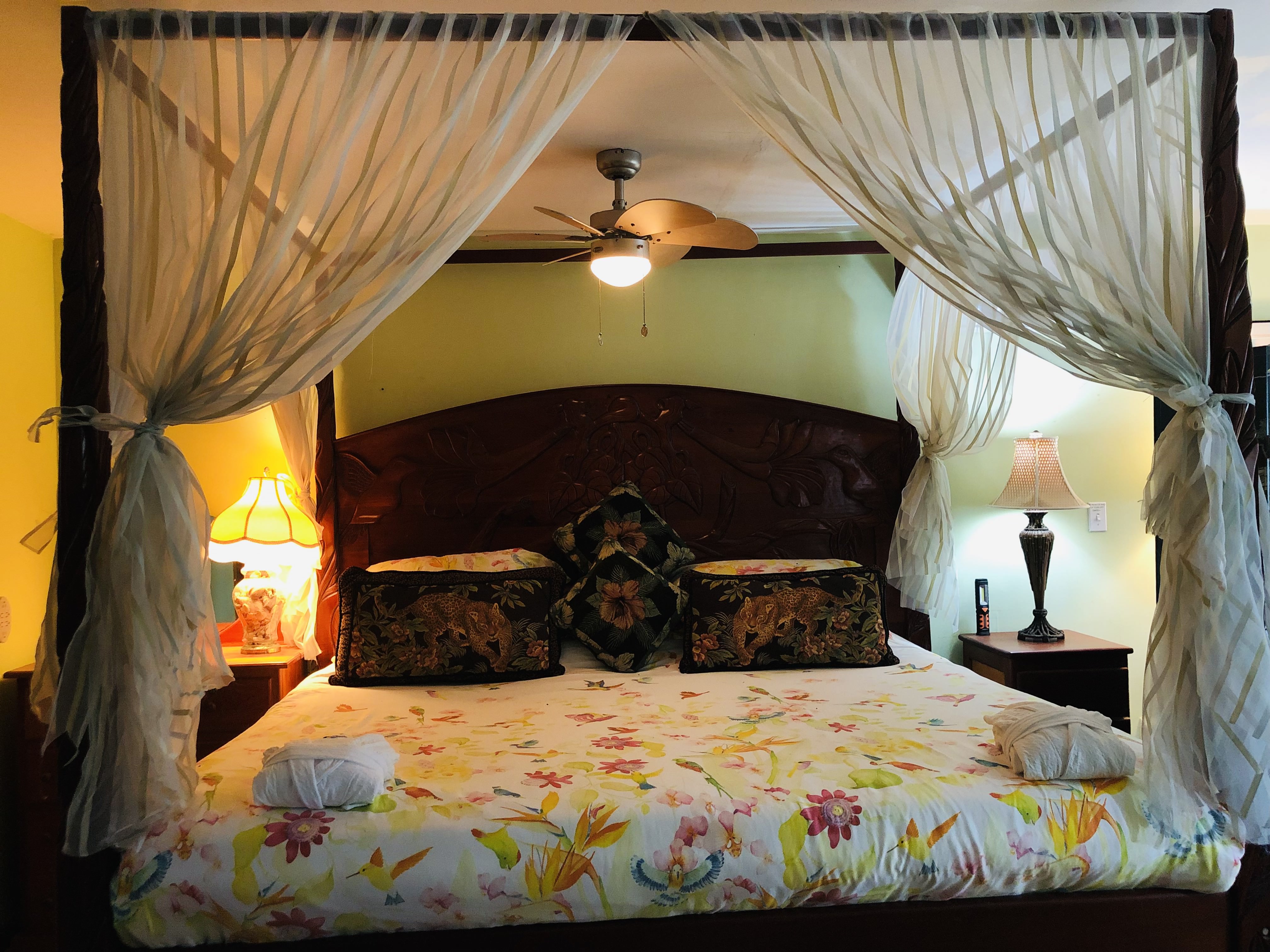 Master Suites at Coral Cove Inn